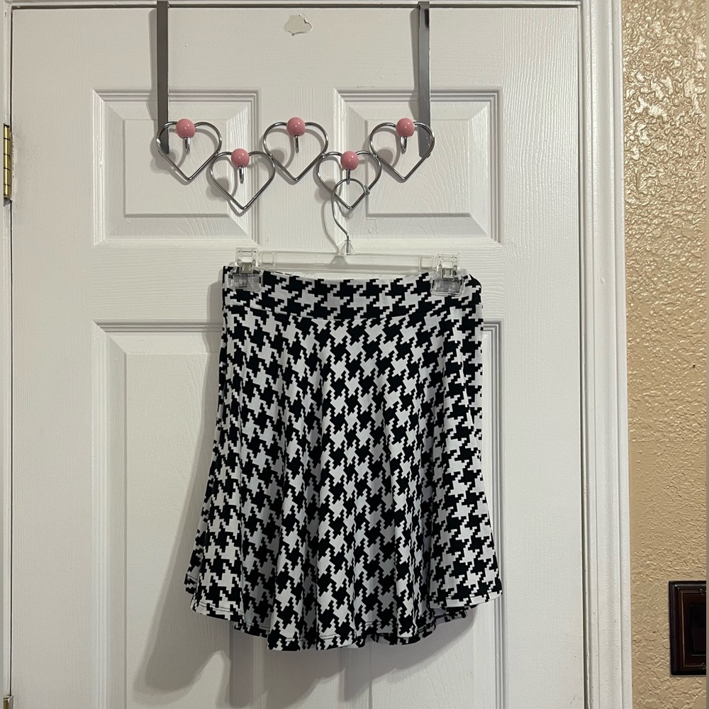 Houndstooth Black & White Skater Skirt | Size S | Ultra Teeze”
